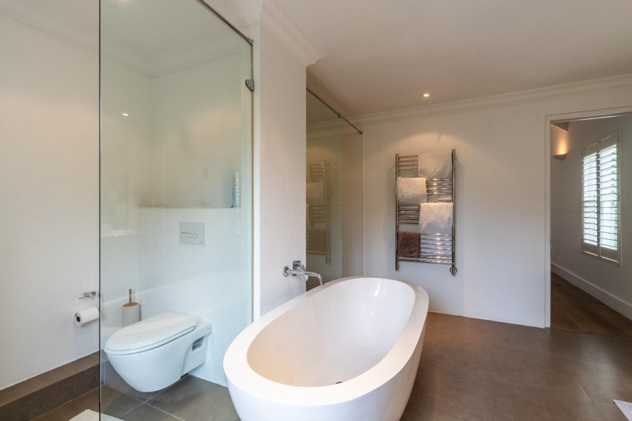 To Let 4 Bedroom Property for Rent in Franschhoek Western Cape
